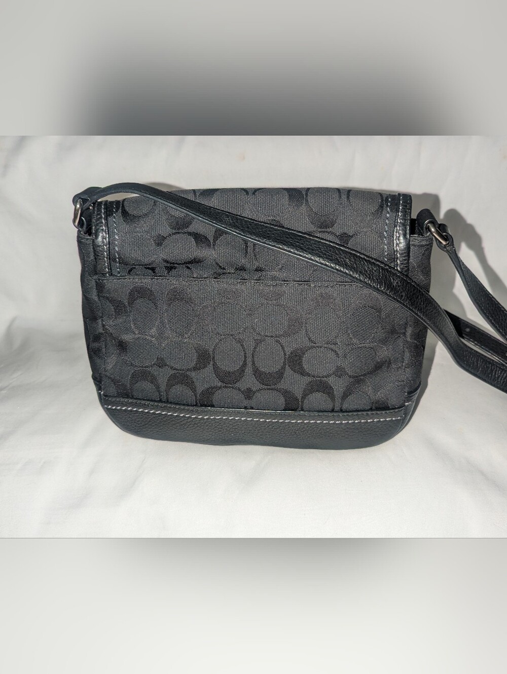 Coach Park Black Signature Canvas Turn-Lock Crossbody - Picture 2 of 12